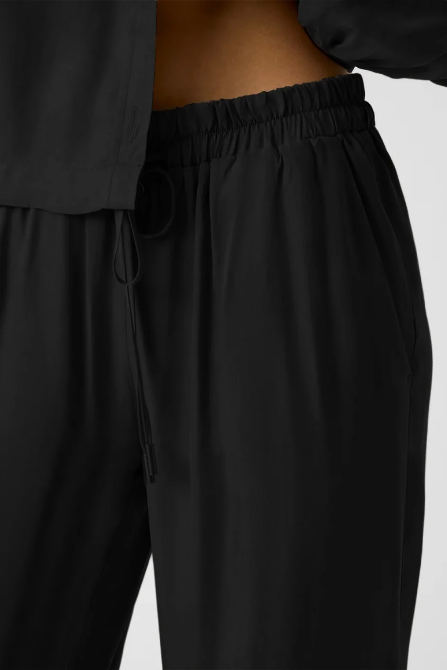 Guess Dalia Akışkan Jogger Kadın Siyah Pantolon W6GB07W1781-JBLK