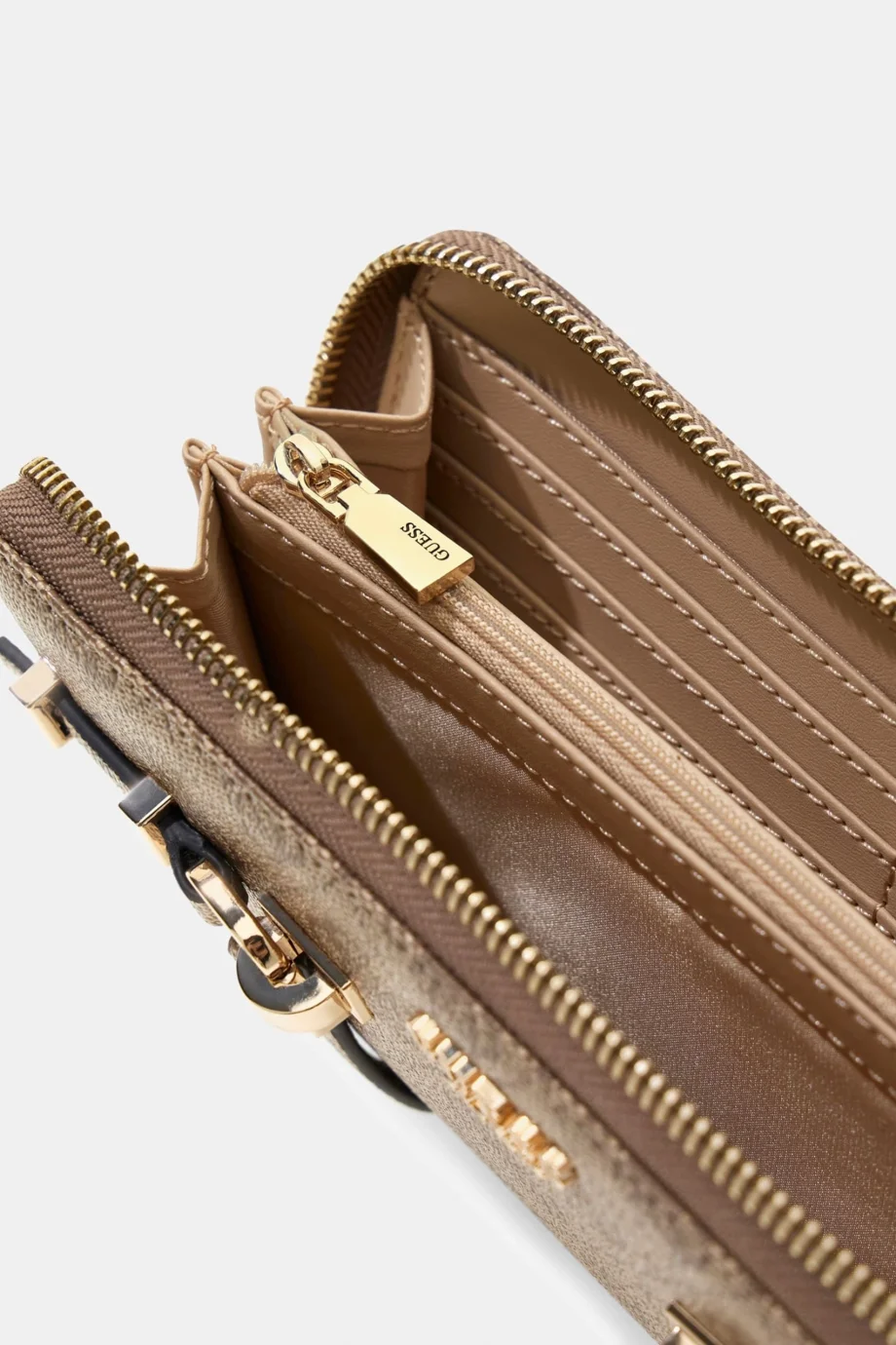 Guess Leona Logolu Büyük Boy Fermuarlı Kadın Kahverengi Cüzdan SWSG9917146-LTL