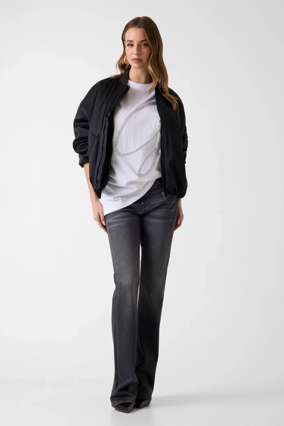 Guess Kısa Kollu Bisiklet Yaka Maxi G Zımbalı Kadın Beyaz T-shirt W6GI39K3478-G011