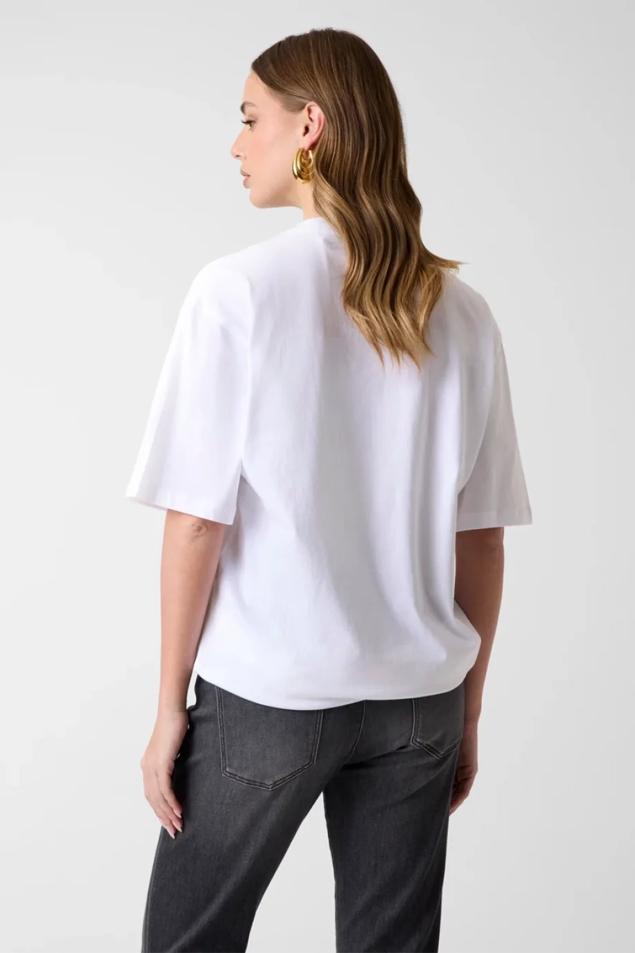Guess Kısa Kollu Bisiklet Yaka Maxi G Zımbalı Kadın Beyaz T-shirt W6GI39K3478-G011