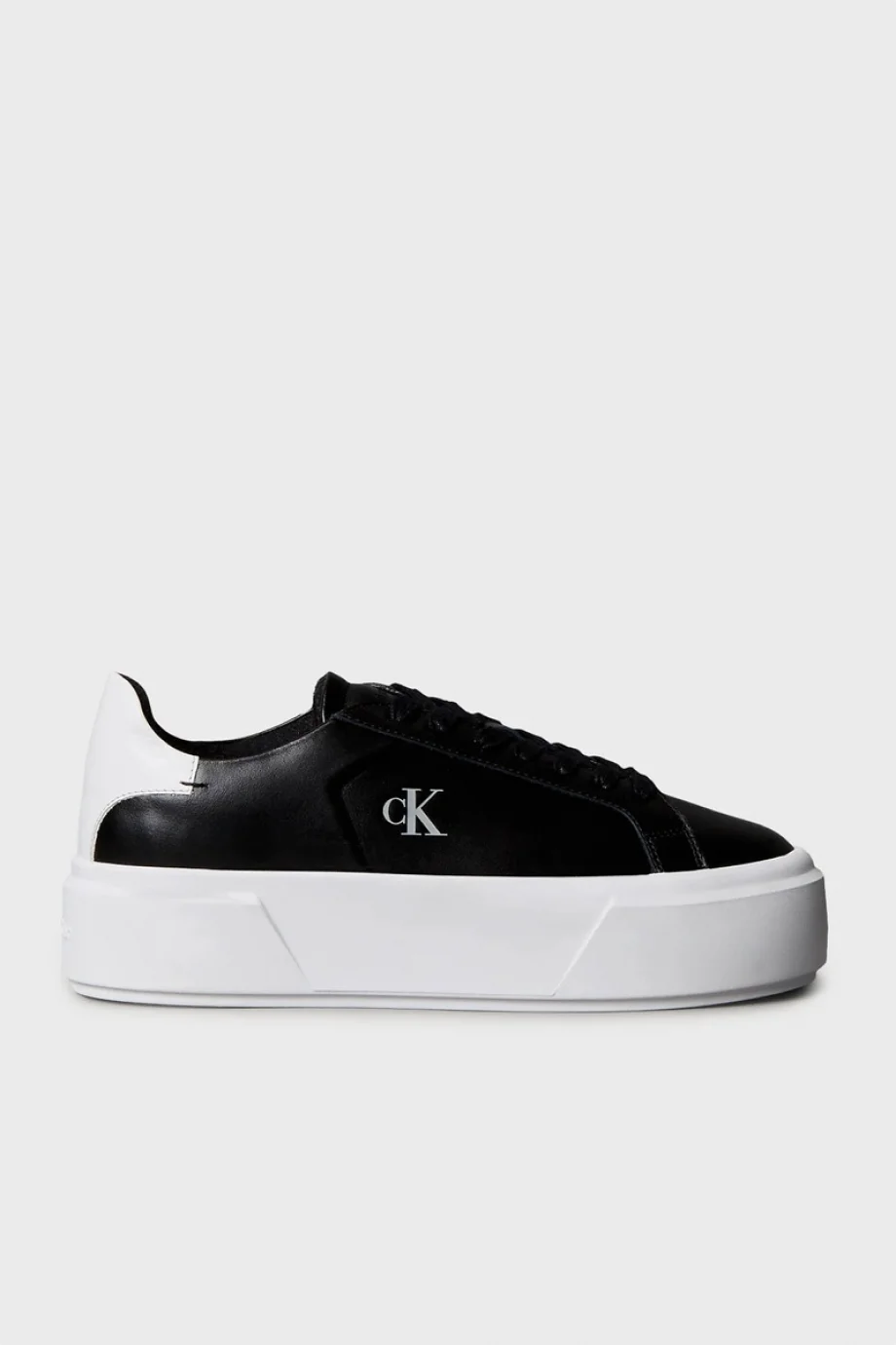 Calvin Klein Flatform Bağcıklı Deri Kadın Siyah Sneaker YW0YW01928-BEH
