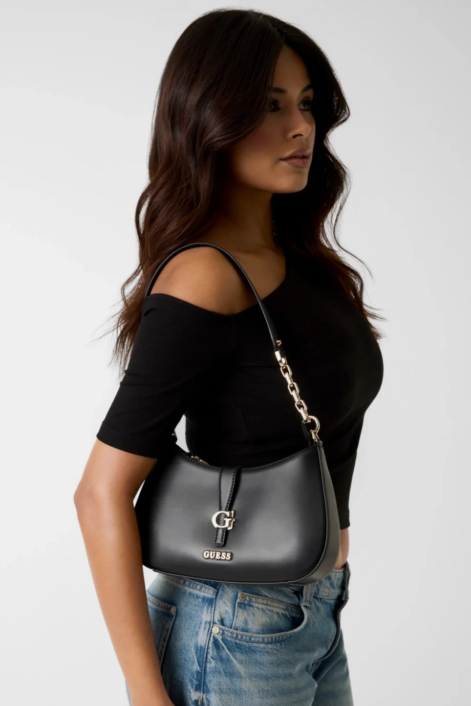 Guess Carrie Üstten Fermuarlı Kadın Siyah Omuz Çantası HWVG9896180-BLA