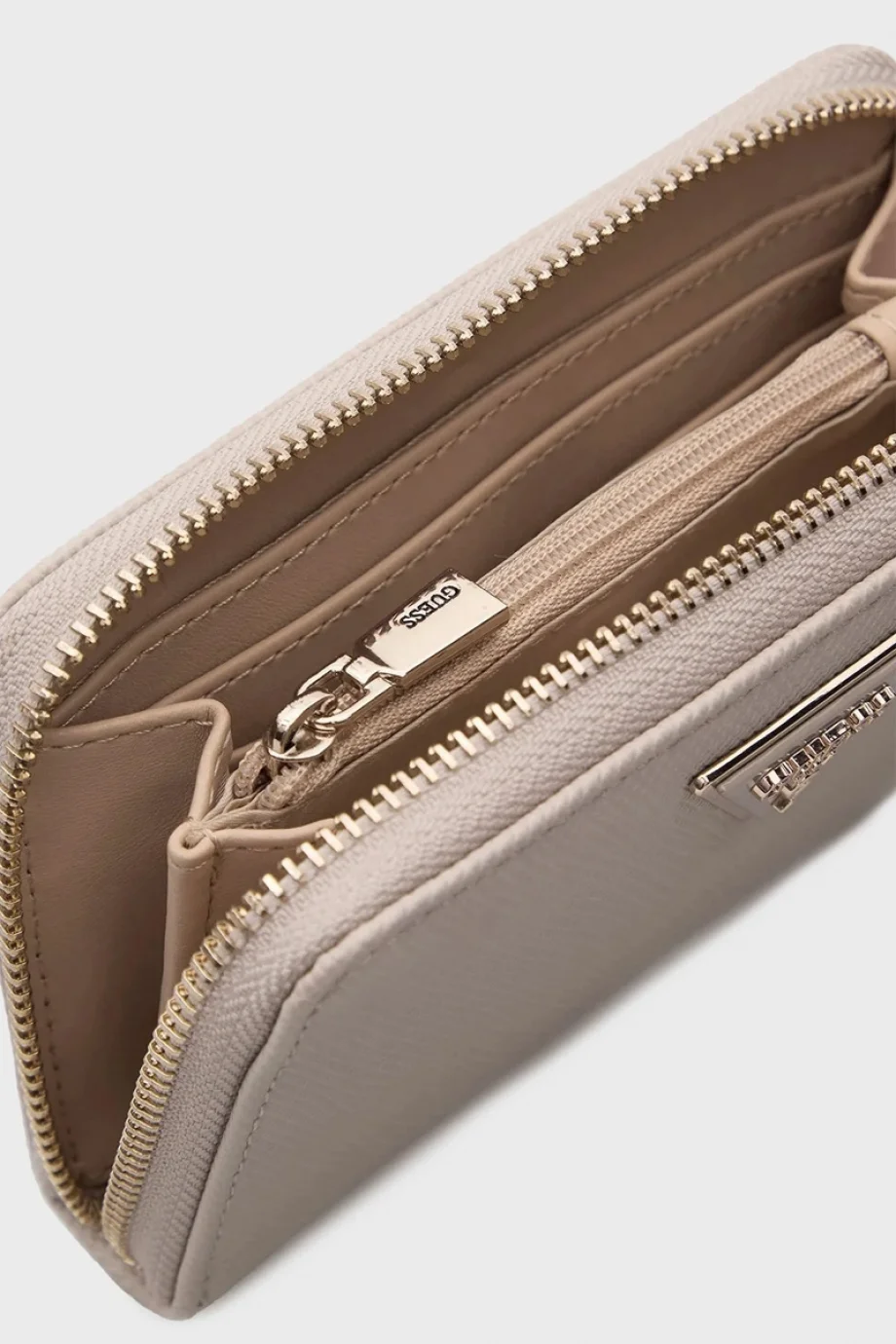 Guess Laurel II Orta Boy Fermuarlı Kadın Kahverengi Cüzdan SWZG7459140-TAU