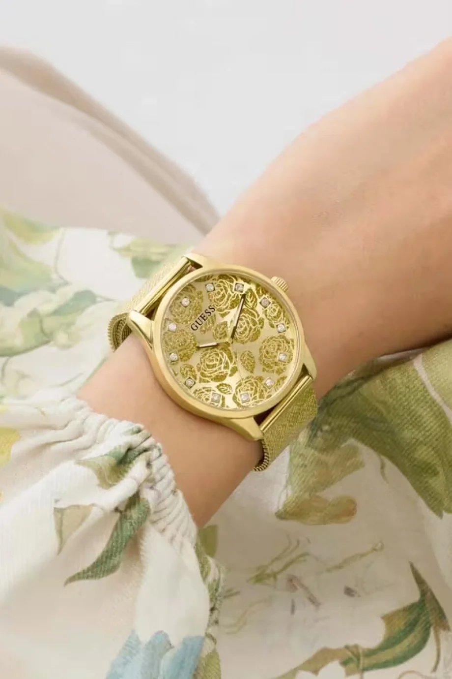 Guess Kadın Gold Kol Saati GUGW1040L2