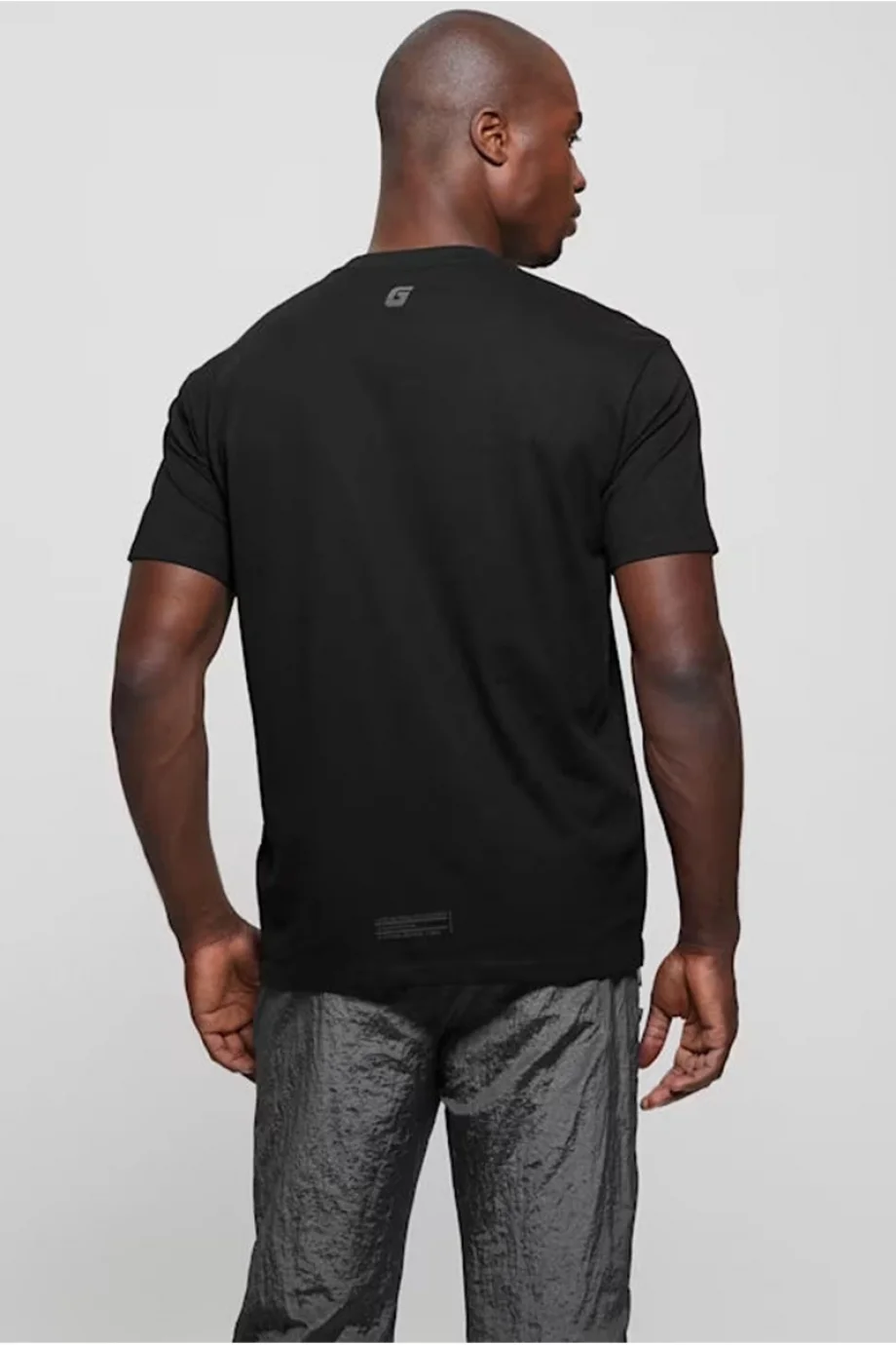 Guess Azha Erkek Siyah Aktif Oversize Fit T-Shirt Z4BI02I3Z14-JBLK