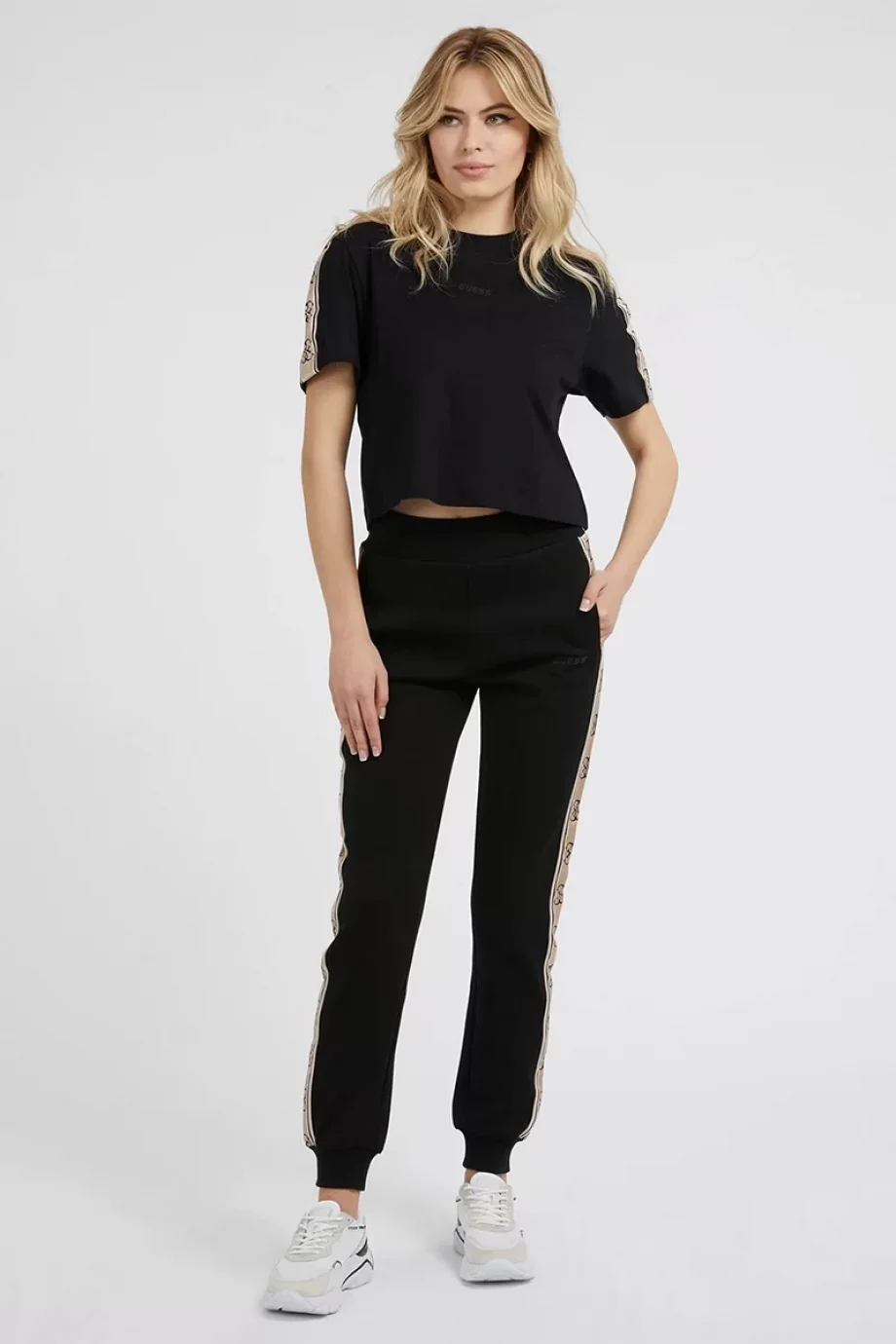 Guess BRITNEY CROP TEE Kadın Siyah T-shirt V3RI08I3Z14-JBLK