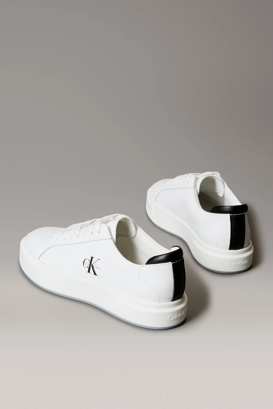 Calvin Klein Basket Cupsole Bağcıklı Deri Çok Renkli Kadın Beyaz Sneaker YW0YW01945-01W