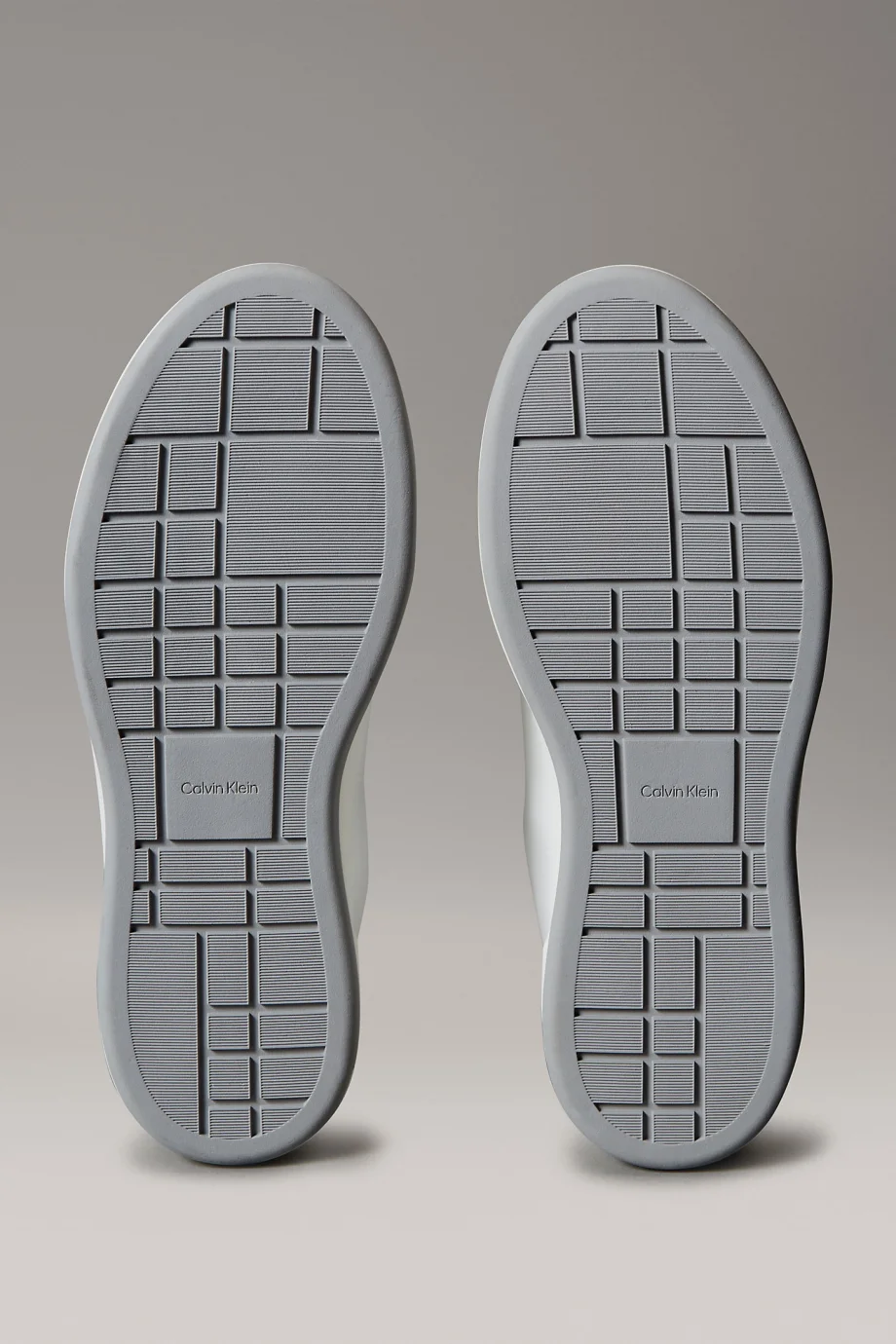 Calvin Klein Basket Cupsole Bağcıklı Deri Çok Renkli Kadın Beyaz Sneaker YW0YW01945-01W