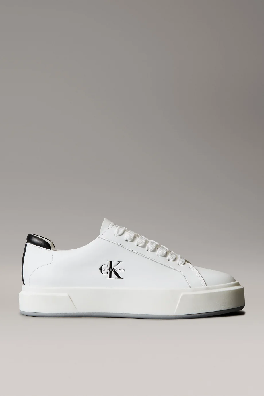 Calvin Klein Basket Cupsole Bağcıklı Deri Çok Renkli Kadın Beyaz Sneaker YW0YW01945-01W