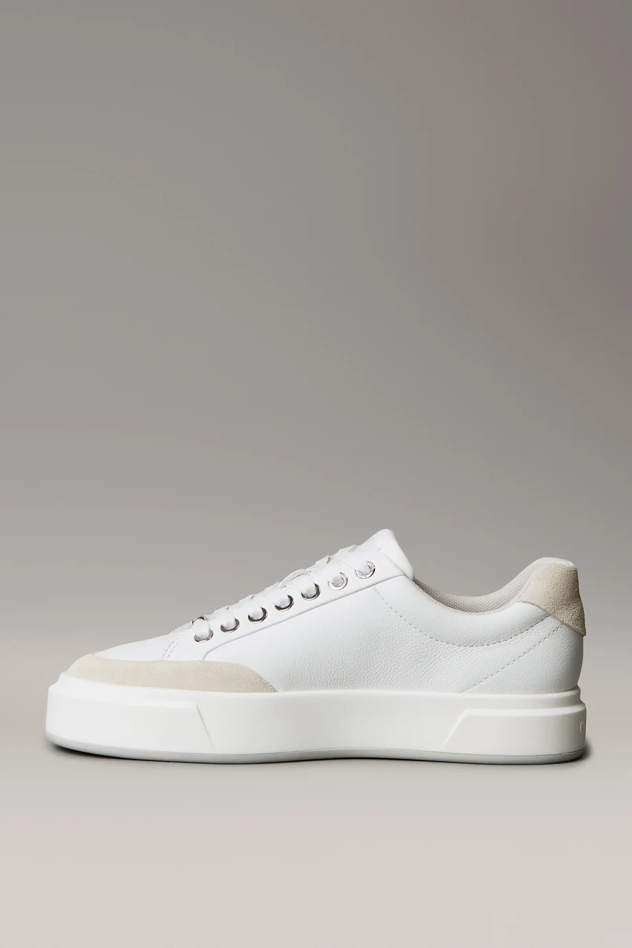 Calvin Klein Basket Cupsole Bağcıklı Deri Karışımlı Kadın Beyaz Sneaker YW0YW02023-0K7