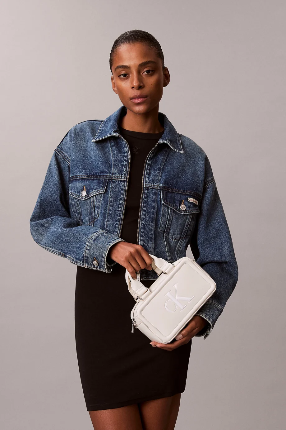 Calvin Klein Bold CK Bauletto Çapraz Askılı Kadın Haki Çapraz Çanta LV04F3411G-FUP