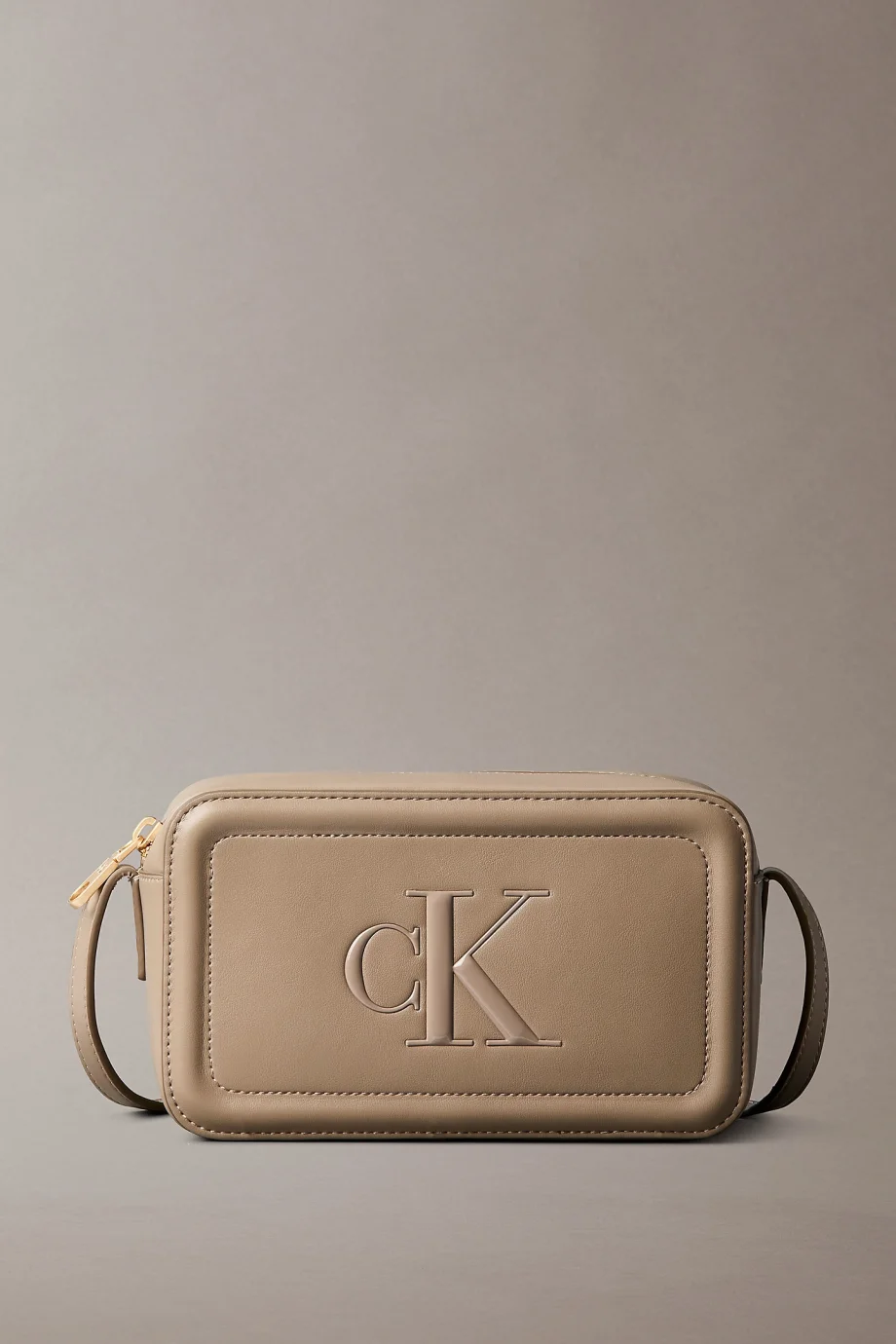 Calvin Klein Bold CK Kamera Kadın Kahverengi Çapraz Çanta LV04F3220G-VFU