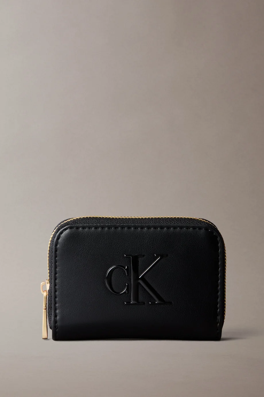 Calvin Klein Bold CK Orta Boy Fermuarlı Kadın Siyah Cüzdan LV04F1154G-UB1
