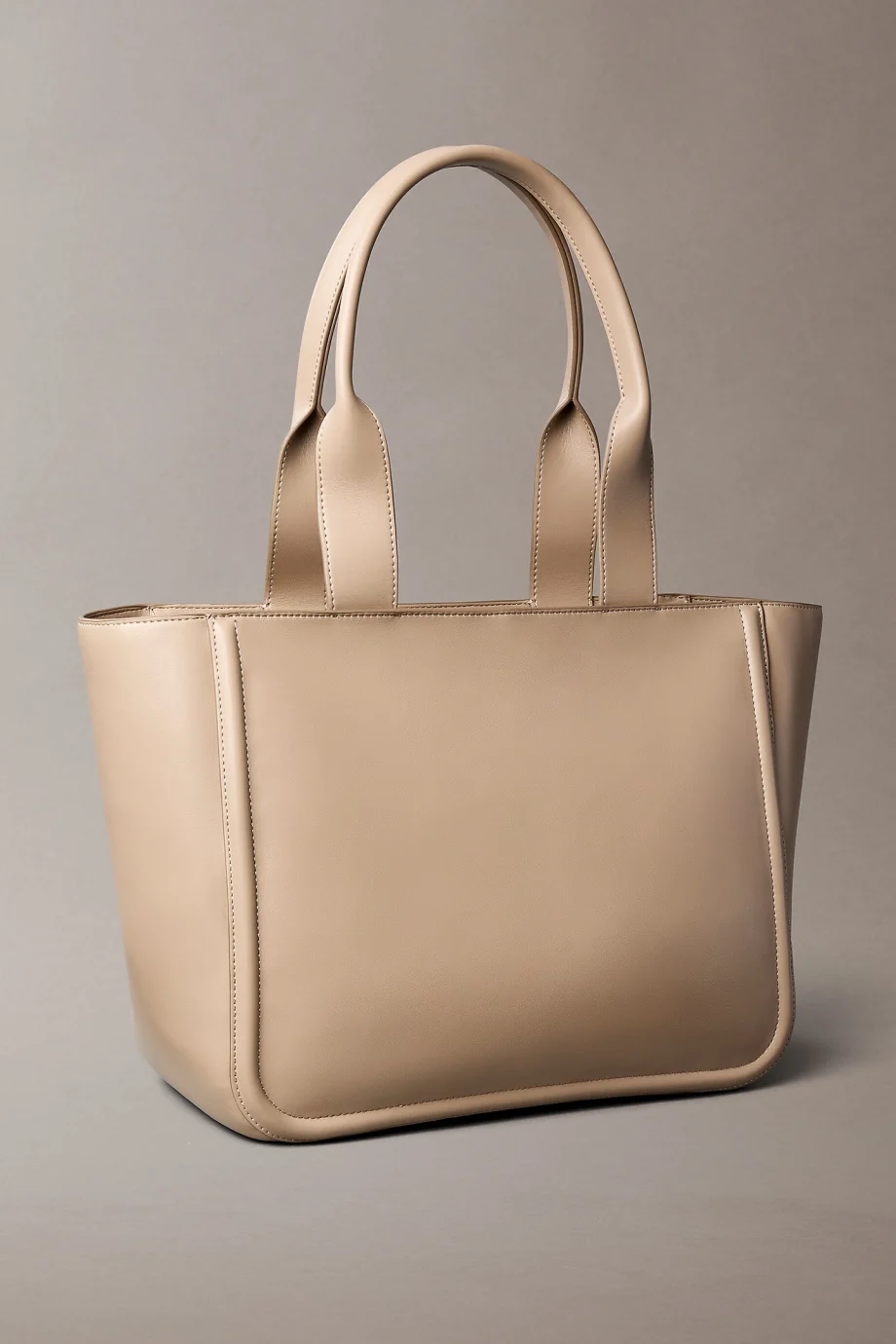 Calvin Klein Bold CK Orta Boy Kadın Kahverengi El Çantası LV04F3218G-VFU