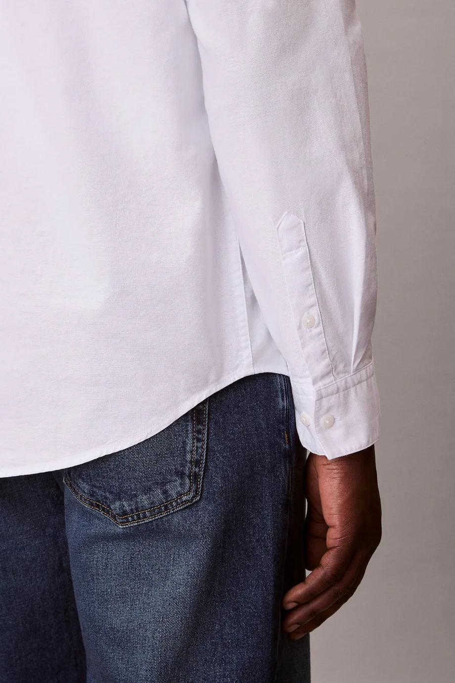 Calvin Klein Erkek Uzun Kollu Klasik Düz Oxford Beyaz Gömlek LV140EM125-YAA