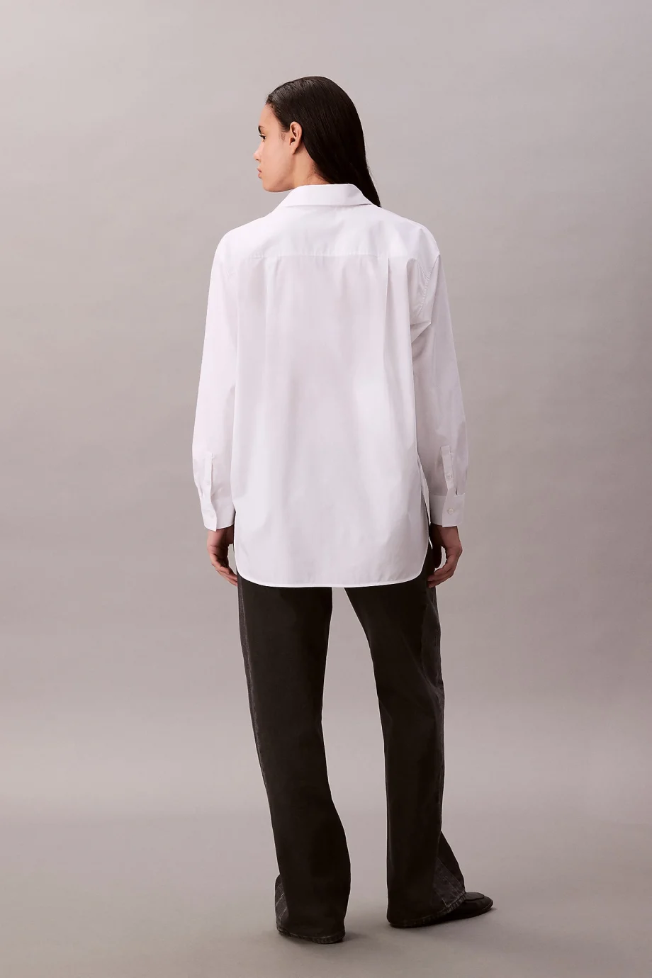 Calvin Klein Essentials Kadın Beyaz Gömlek LV047C143G-YAA