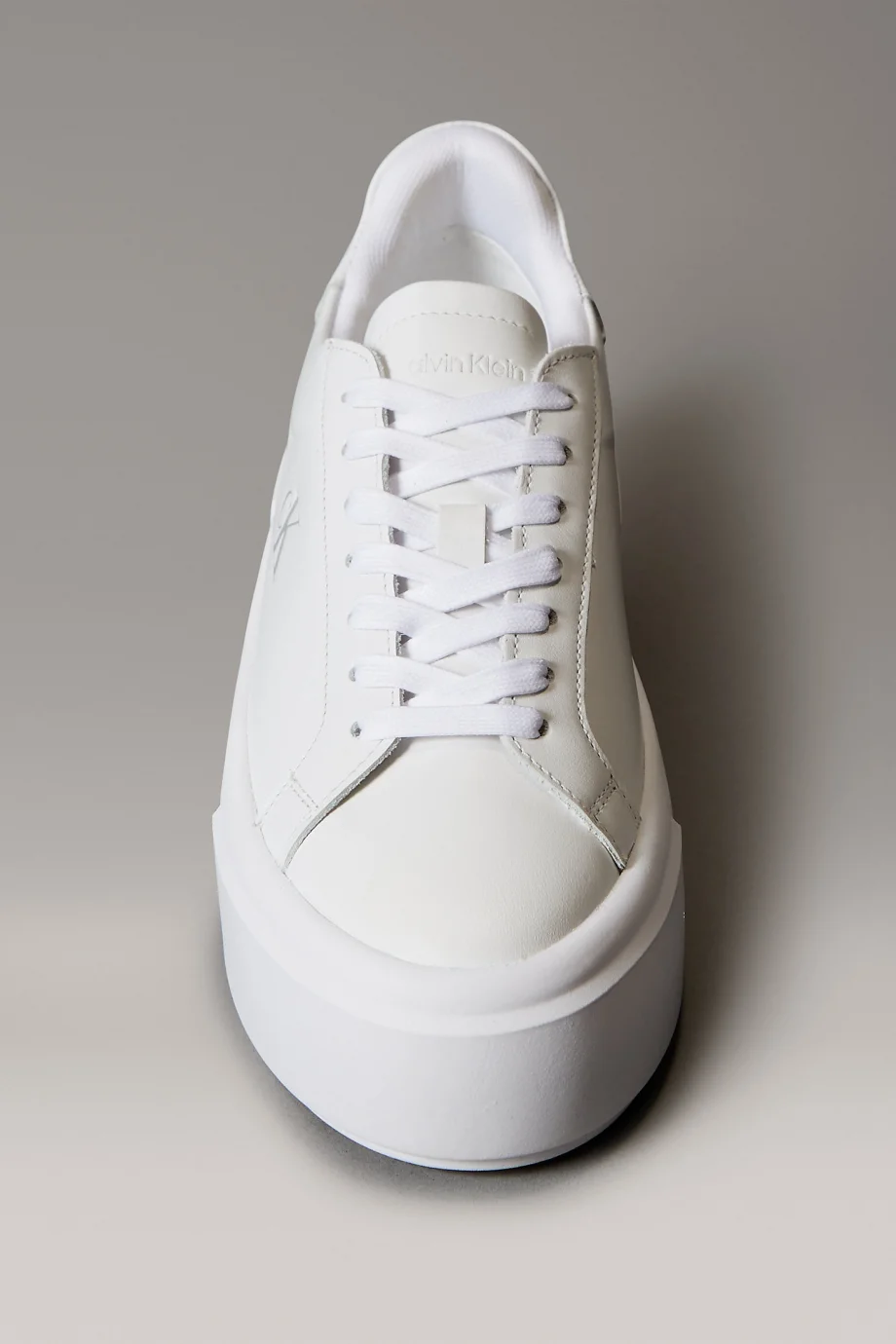 Calvin Klein Flatform Bağcıklı Deri Kadın Beyaz Sneaker YW0YW01928-0K4