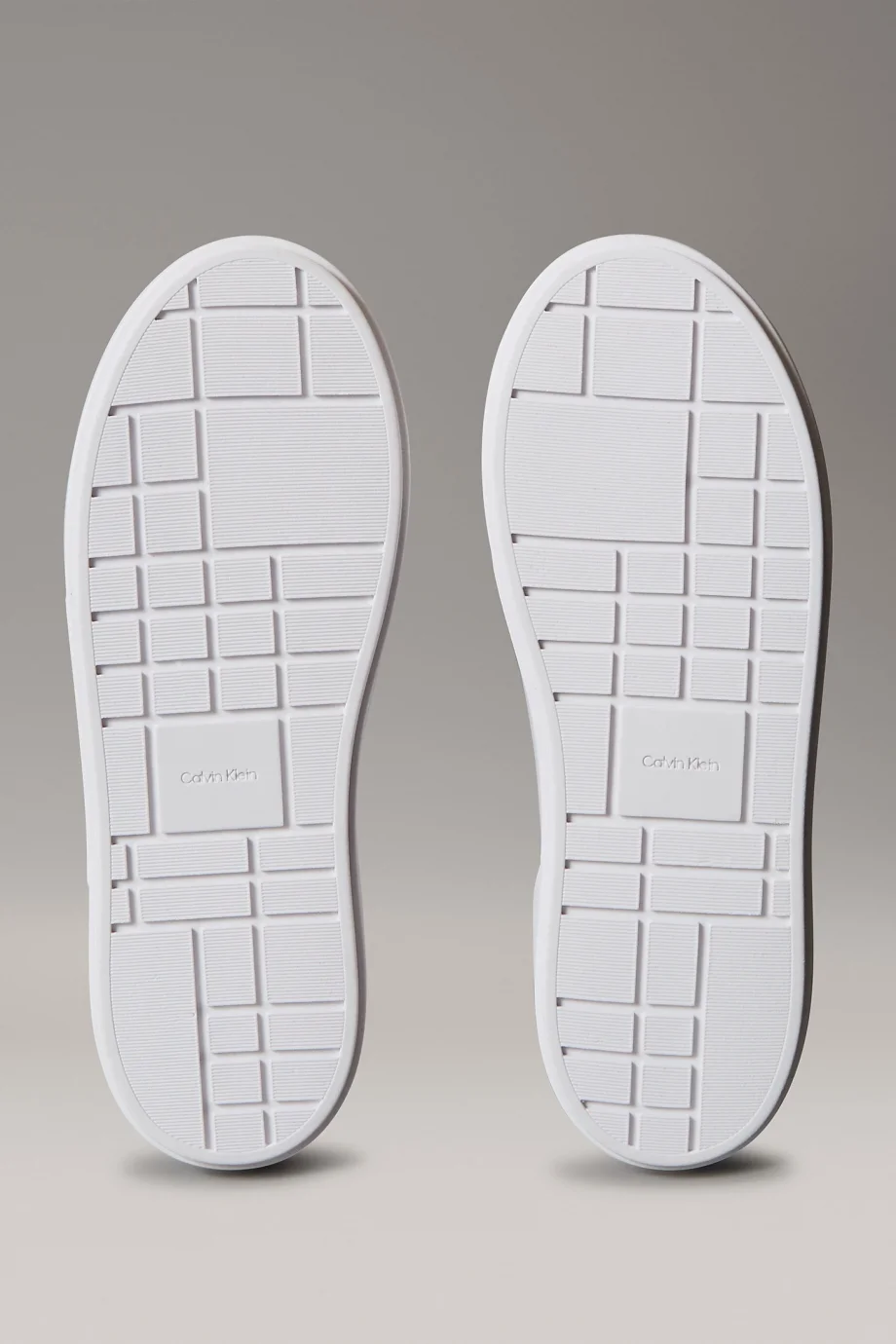 Calvin Klein Flatform Bağcıklı Deri Kadın Beyaz Sneaker YW0YW01928-0K4