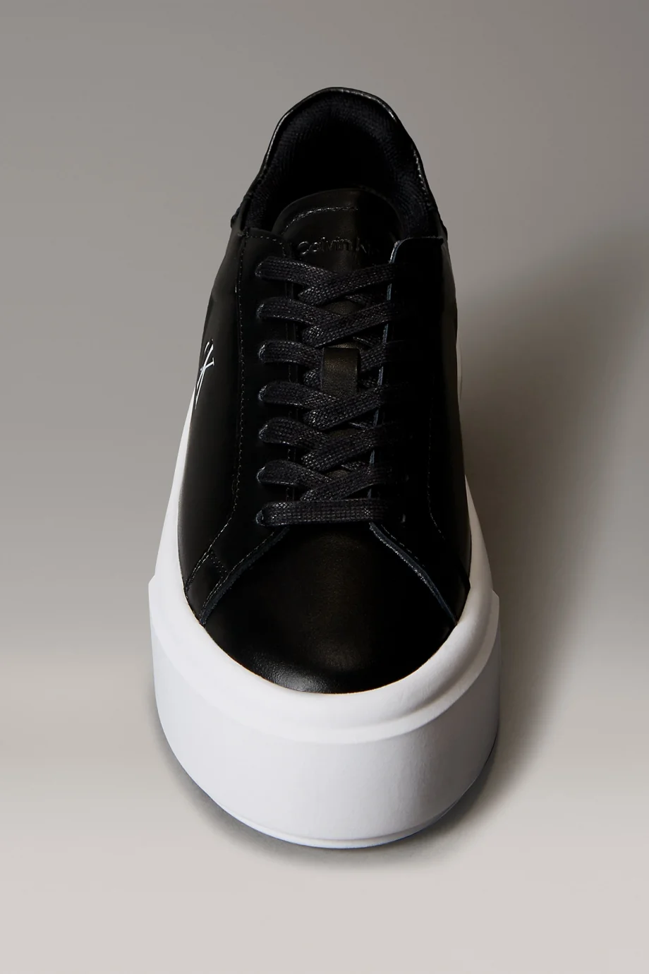 Calvin Klein Flatform Bağcıklı Deri Kadın Siyah Sneaker YW0YW01928-BEH