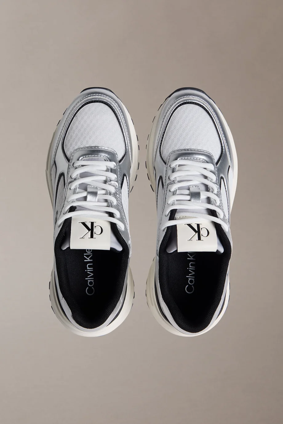 Calvin Klein Hike Runner Bağcıklı File Detaylı Metalik Kadın Gri Sneaker YW0YW02063-0IX