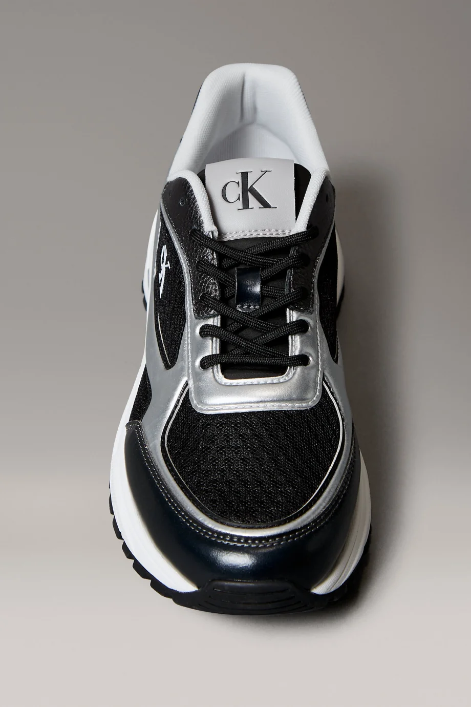 Calvin Klein Hike Runner Bağcıklı File Karışımlı Metalik Erkek Siyah Sneaker YM0YM01402-01L
