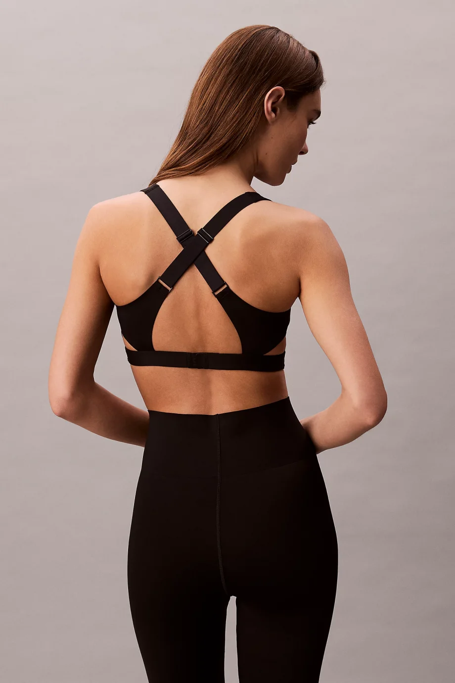 Calvin Klein Intense Power Yüksek Destekli Kadın Siyah Sütyen LVGWF5K146-UB1