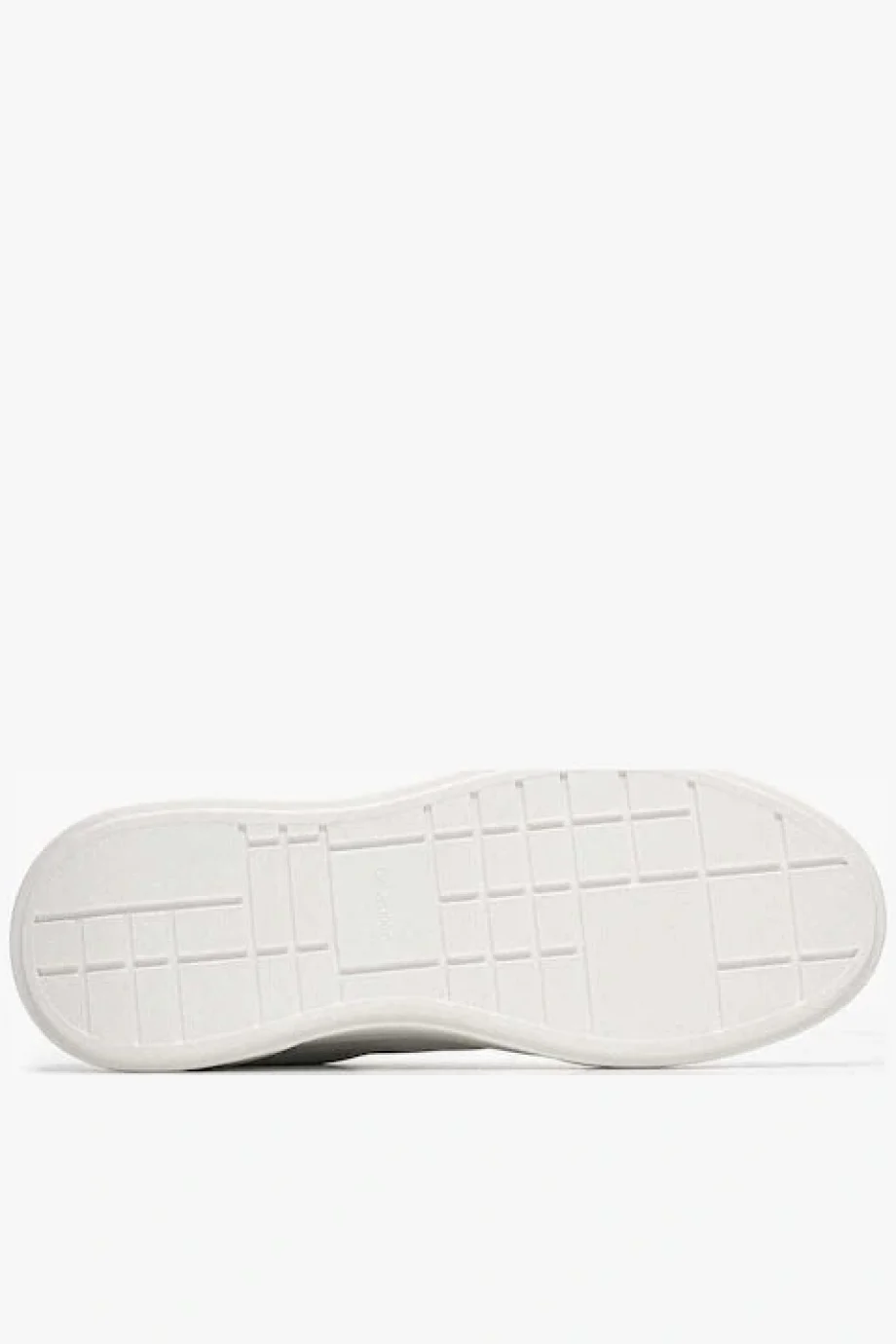 Calvin Klein Kalın Tabanlı Bağcıklı Metalik Deri Kadın Beyaz Sneaker YW0YW01948-0LC