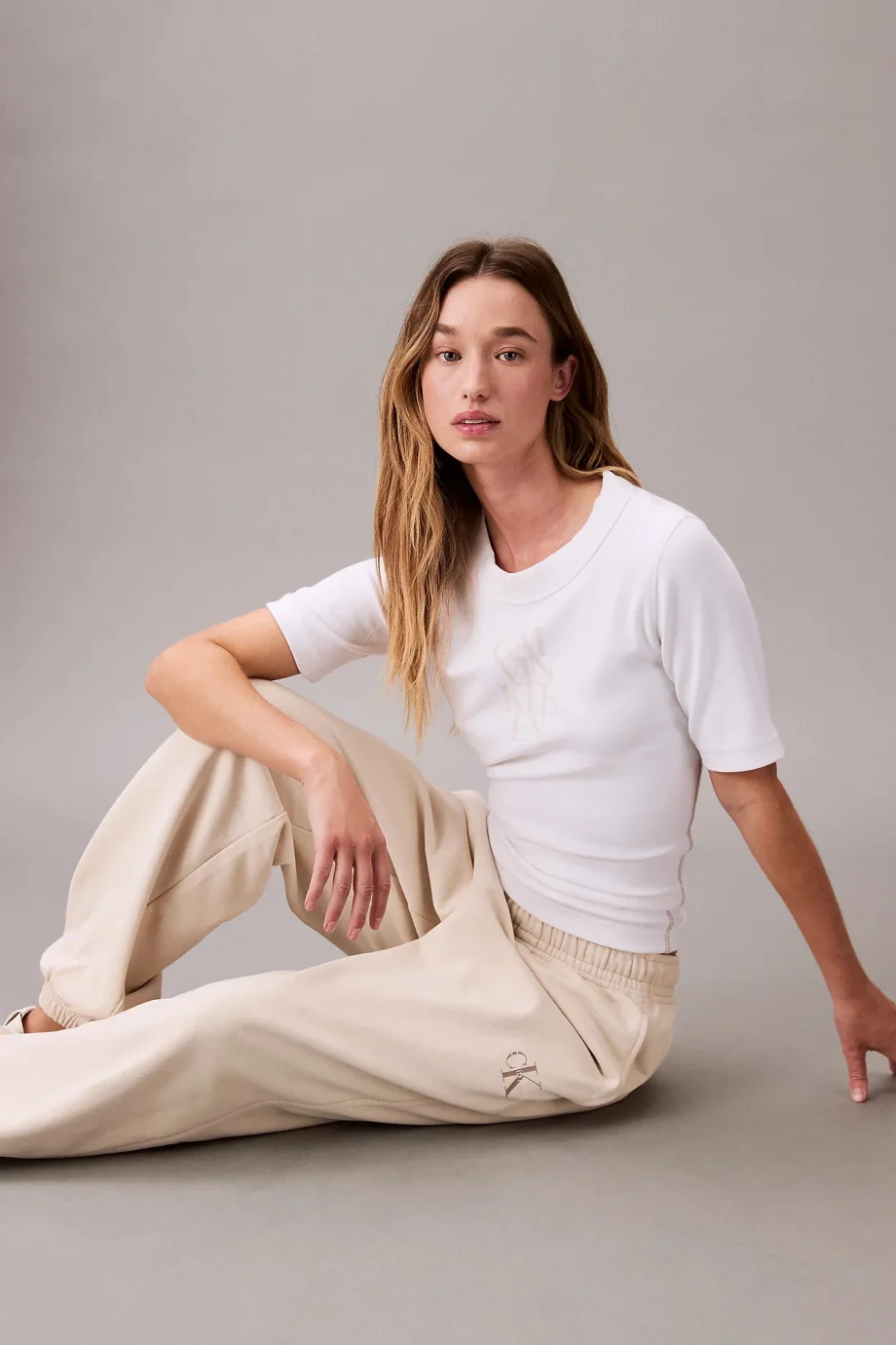 Calvin Klein MONOLOGO FRENCH TERRY JOGGER Kadın Beyaz Eşofman Altı LV047B235G-ACG