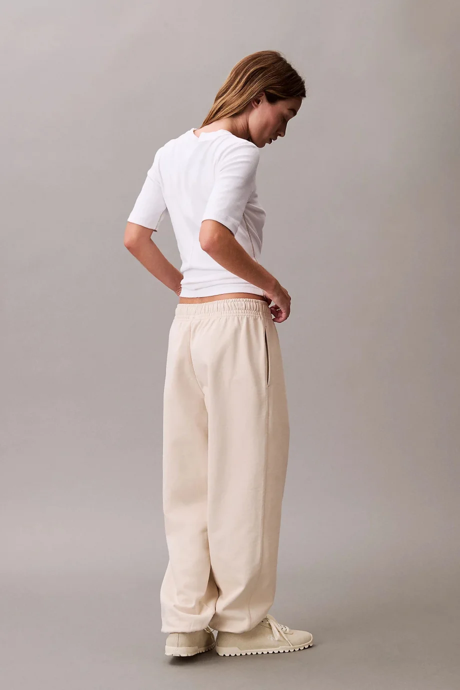 Calvin Klein MONOLOGO FRENCH TERRY JOGGER Kadın Beyaz Eşofman Altı LV047B235G-ACG