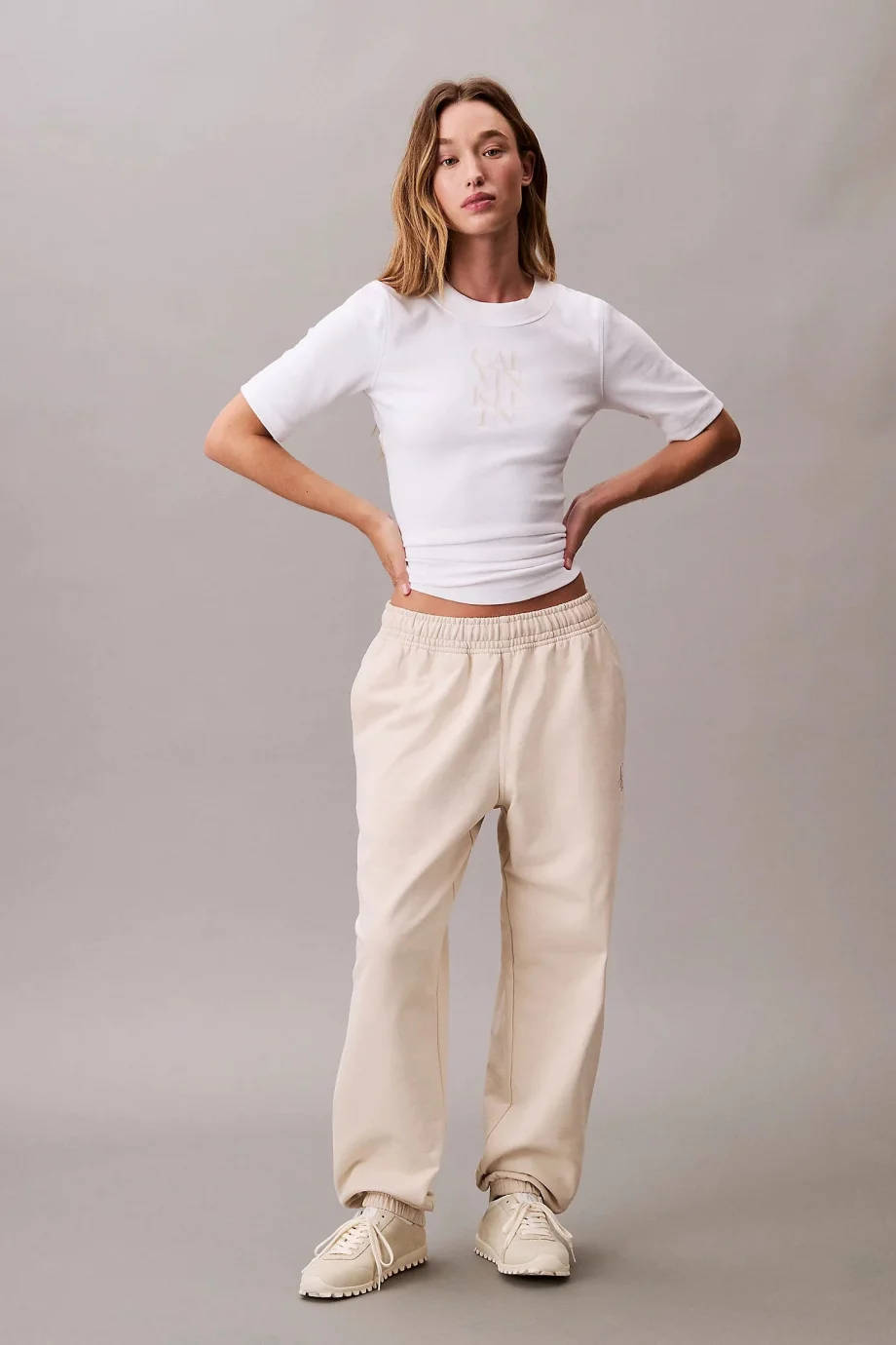 Calvin Klein MONOLOGO FRENCH TERRY JOGGER Kadın Beyaz Eşofman Altı LV047B235G-ACG