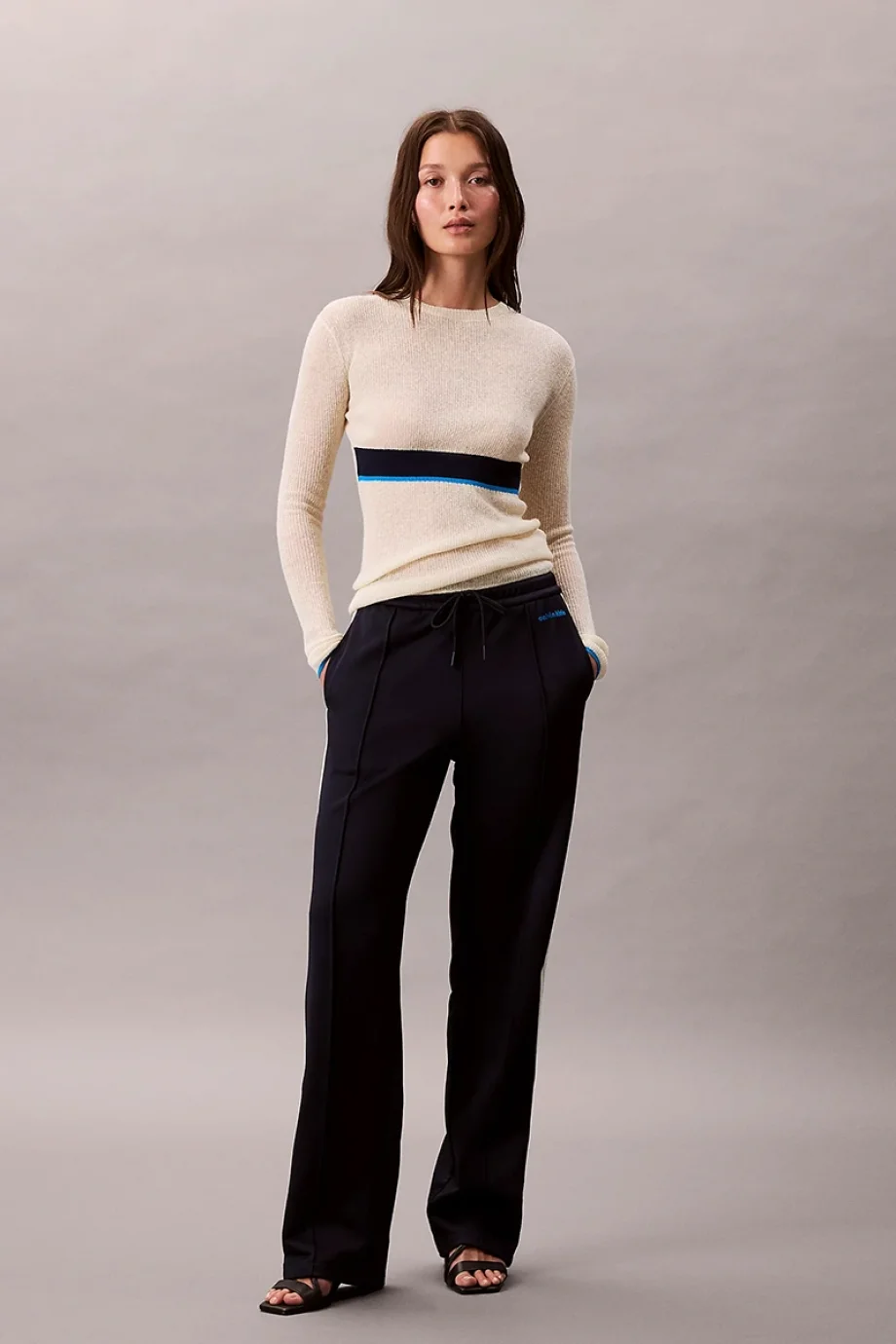 Calvin Klein Parlak Görünümlü Penye Eşofman Altı Kadın Siyah Eşofman Altı LV144C239G-CEF