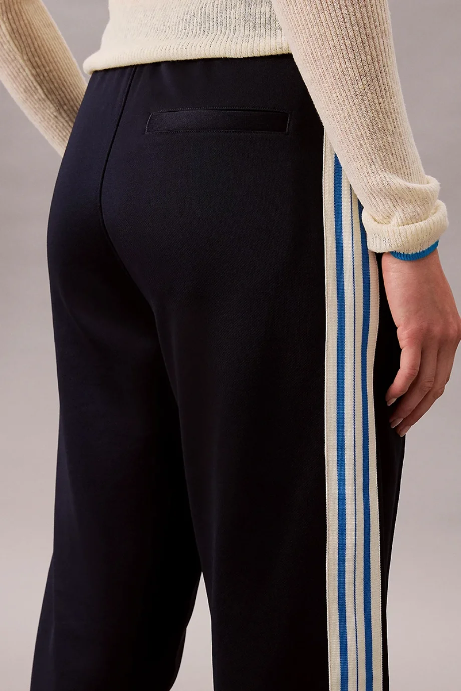 Calvin Klein Parlak Görünümlü Penye Eşofman Altı Kadın Siyah  Eşofman Altı LV144C239G-CEF