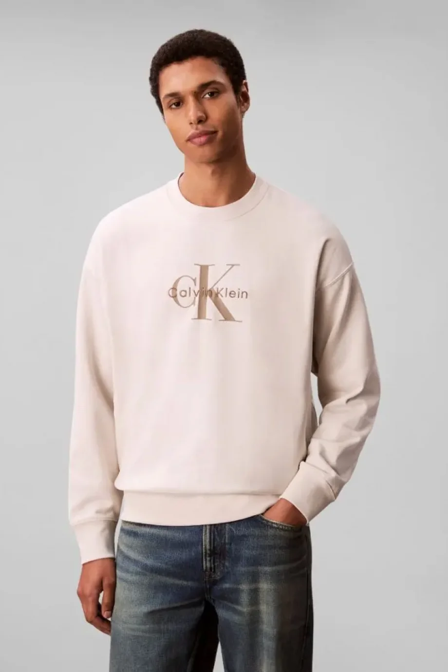 Calvin Klein Uzun Kollu 350gr Penye Monologolu Bisiklet Yaka Erkek Beyaz Sweatshirt LV04RD242G-67U