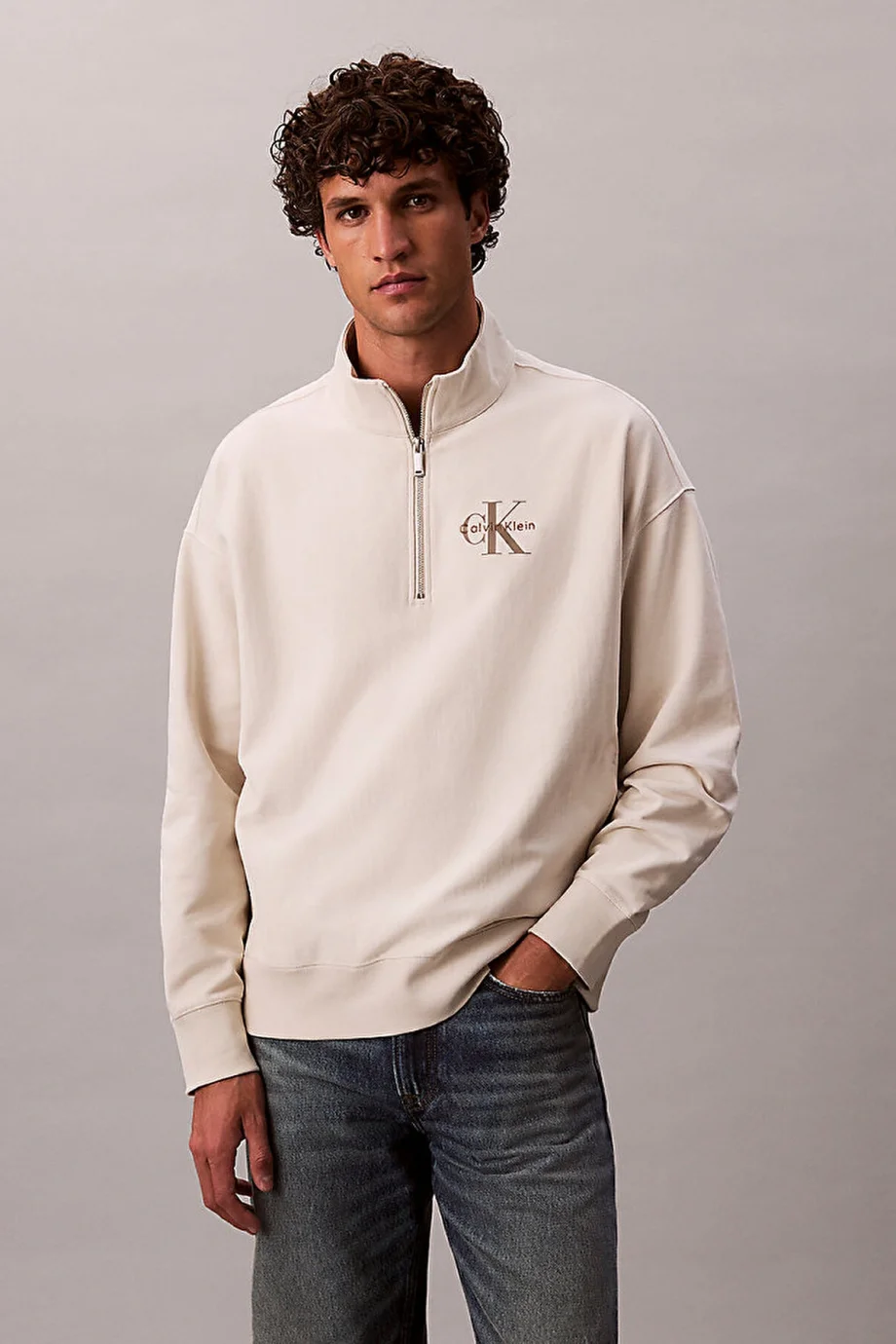 Calvin Klein Uzun Kollu Premium Penye Mikro Monologolu Erkek Beyaz Sweatshirt LV04RD236G-67U