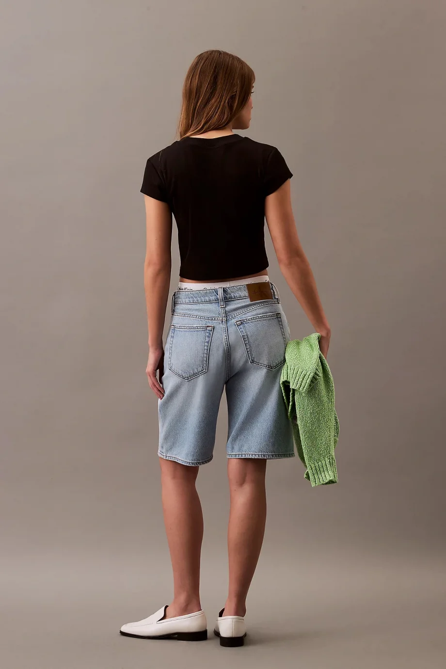 Calvin Klein A- MONOGRAM BABY TEE Kadın  T-shirt LV047AB802-UB1