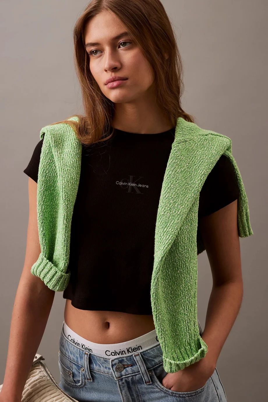 Calvin Klein A- MONOGRAM BABY TEE Kadın  T-shirt LV047AB802-UB1