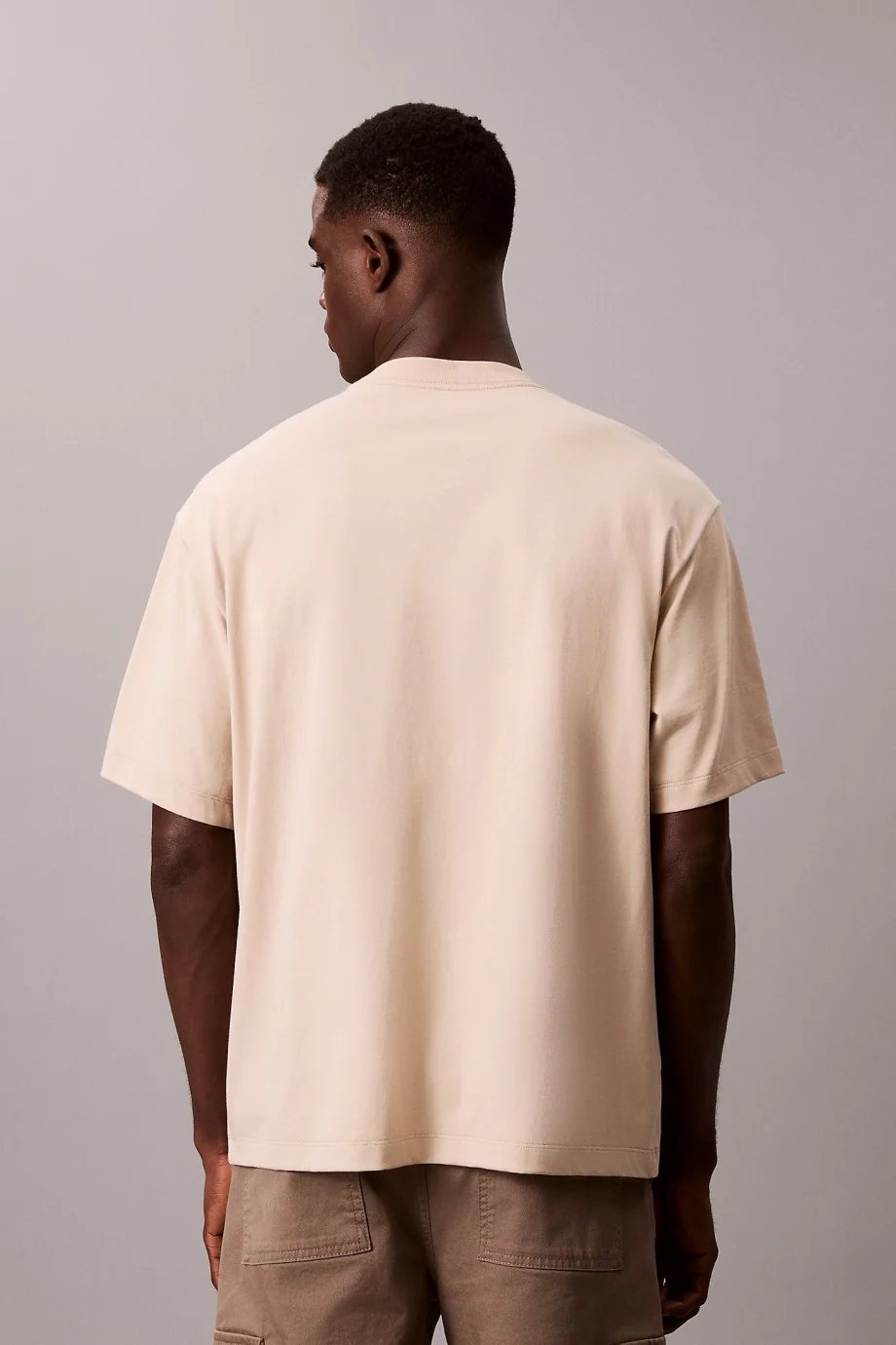 Calvin Klein Kısa Kollu 16S Rahat Kesim CKJ Grafikli Erkek Kahverengi T-shirt LV04RC851G-2F2