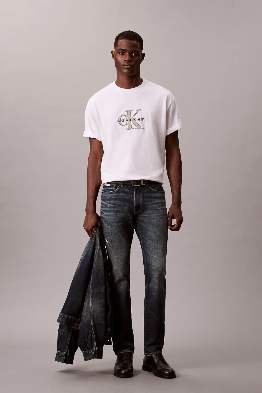 Calvin Klein Kısa Kollu 16S Üç Renkli Monologo Grafikli Erkek Beyaz T-shirt LV04RE815G-YAF