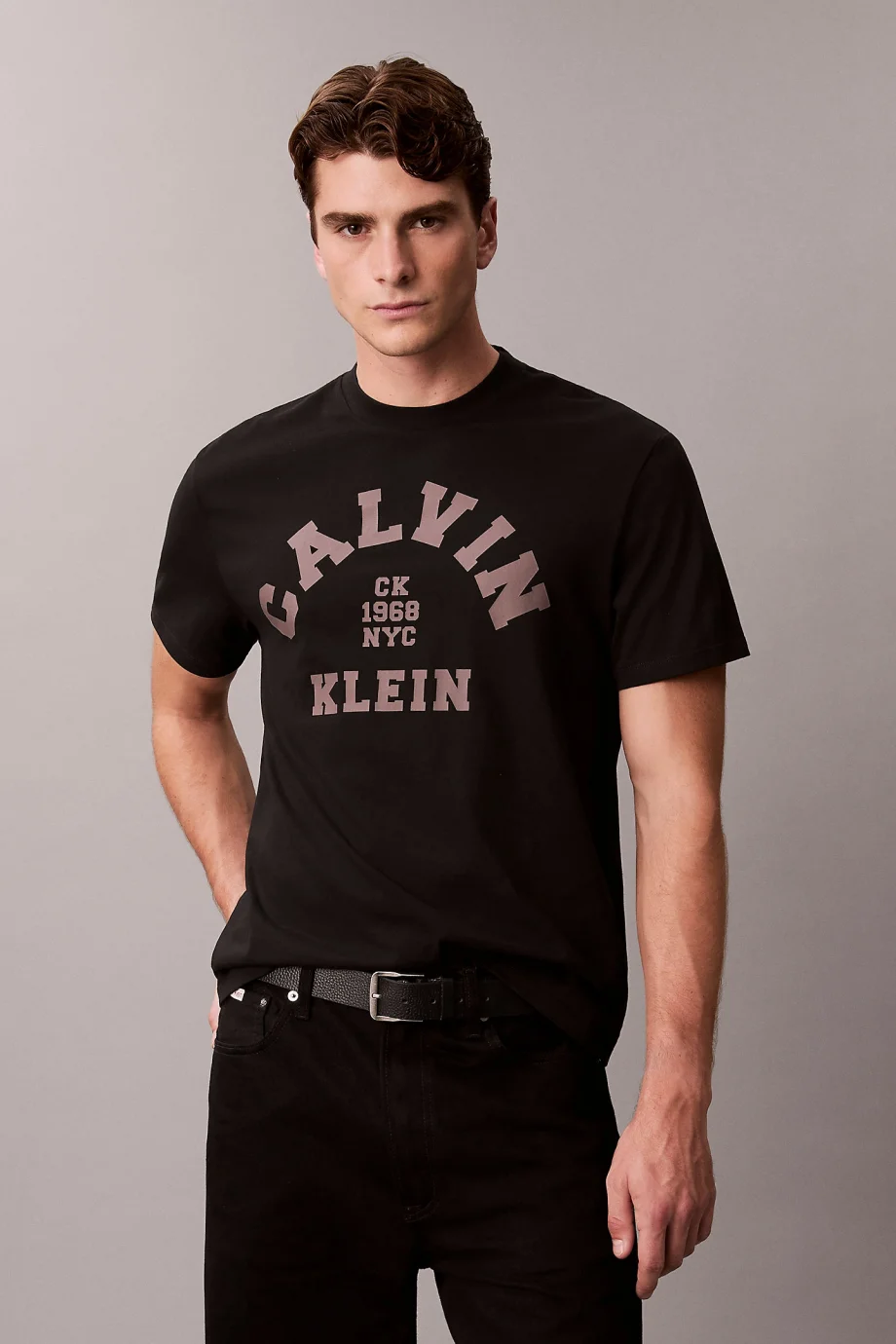 Calvin Klein Kısa Kollu 20s LN Calvin College Grafik Baskılı Erkek Siyah T-shirt LV04RE810G-UB1