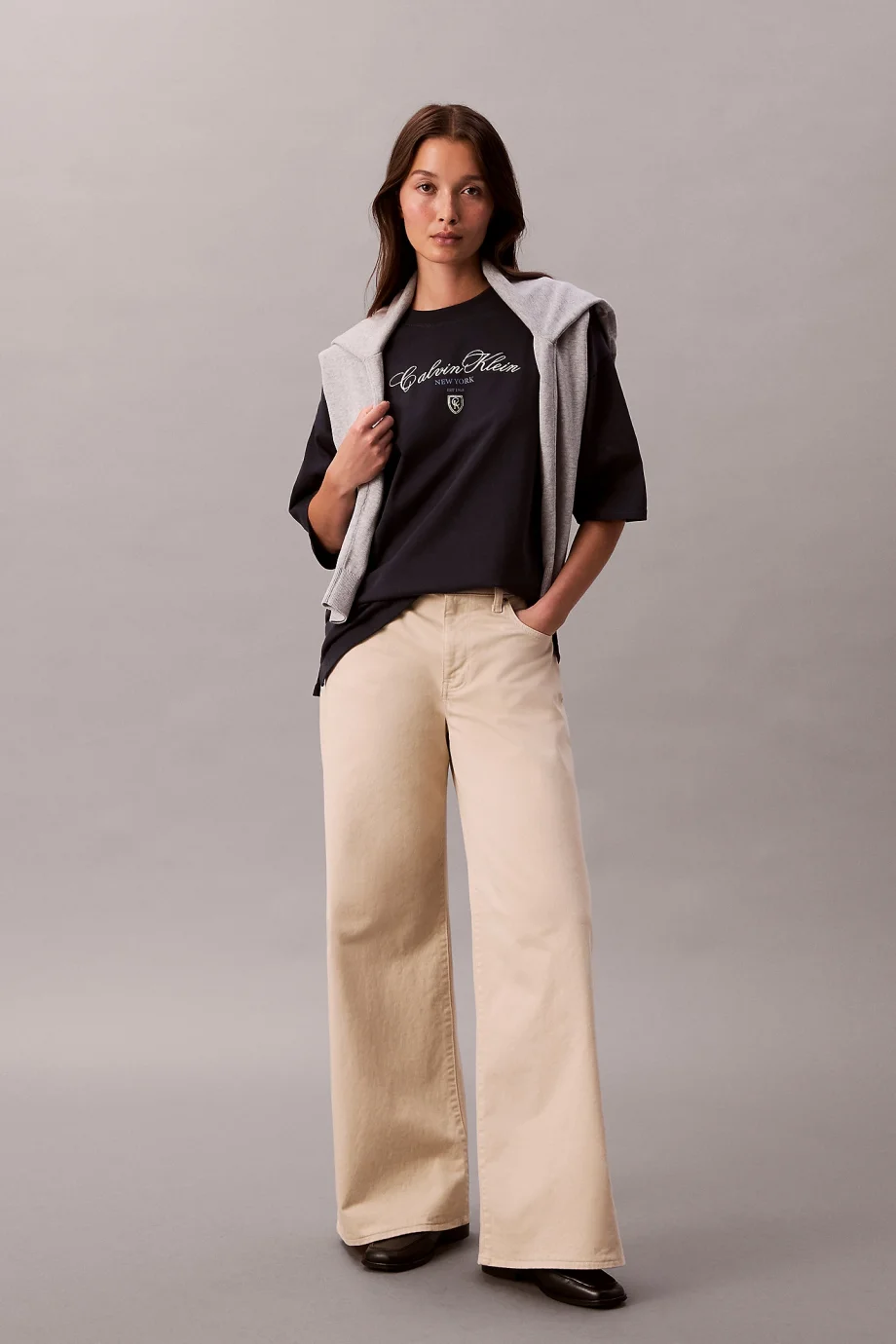 Calvin Klein Kısa Kollu Oversize CK NY Kadın Mavi T-shirt LV047E232G-VEK