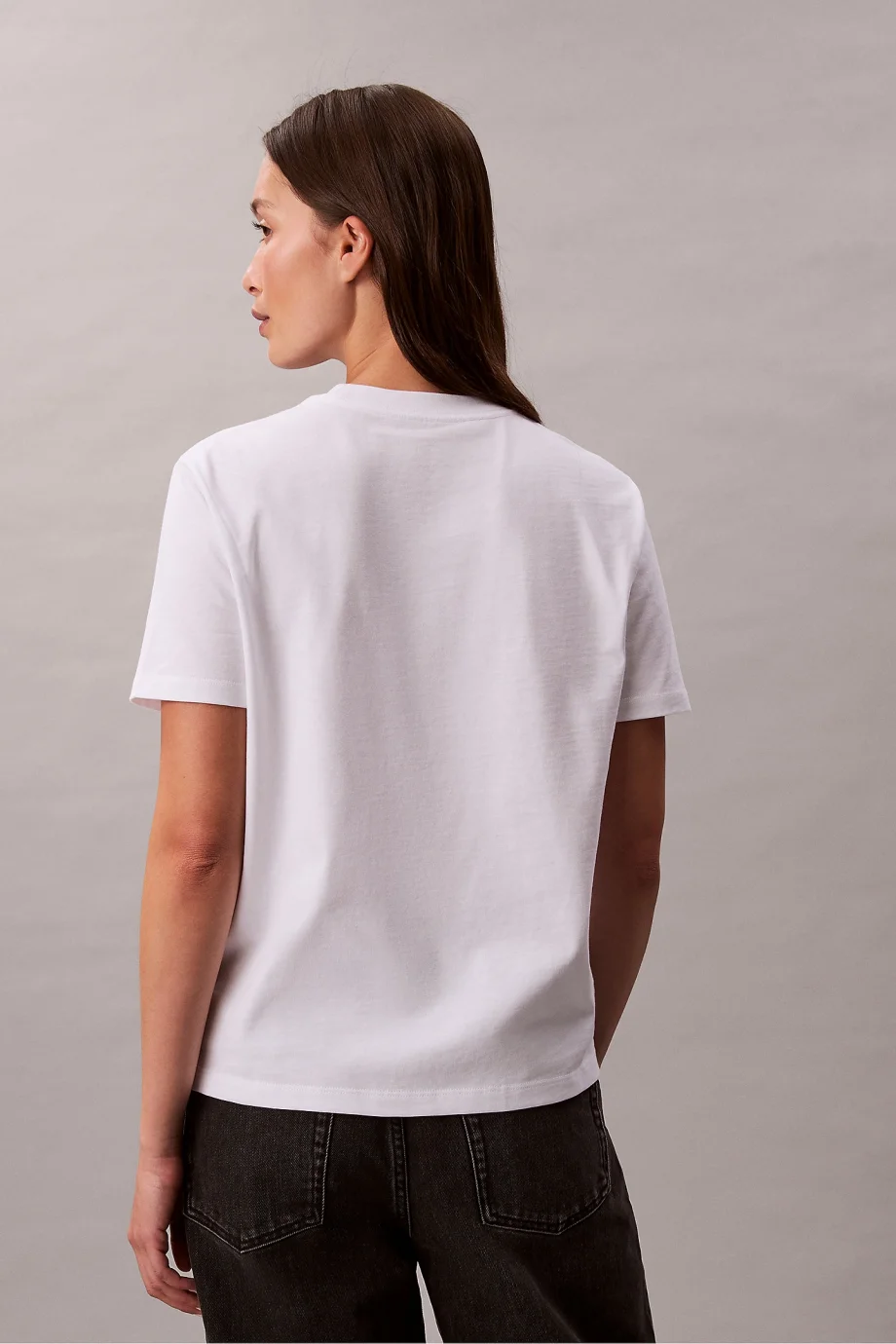 Calvin Klein Kısa Kollu Payetli CK Grafikli Kadın Beyaz T-shirt LV044E215G-YAA