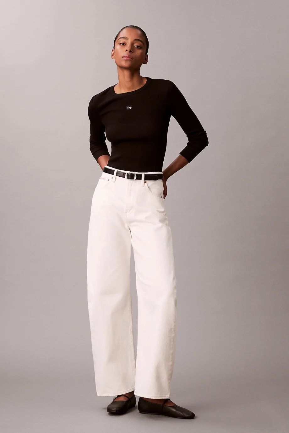 Calvin Klein Uzun Kollu Dokuma Etiketli 2x2 Fitilli Bisiklet Yaka Kadın Siyah Bluz LV047E205G-UB1