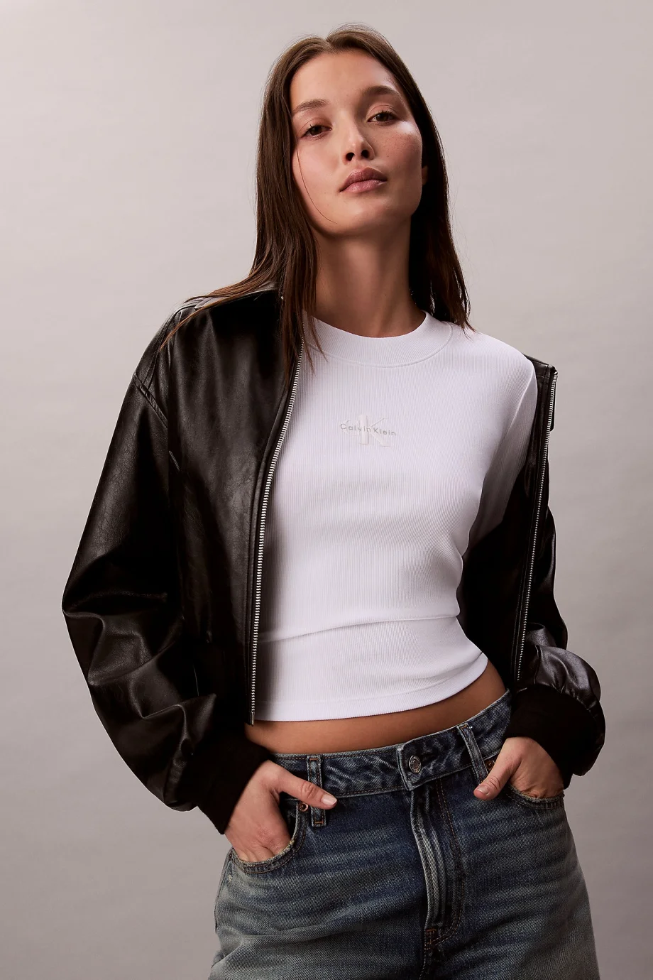 Calvin Klein Uzun Kollu Monogram Baby Kadın Beyaz T-shirt LV047A803G-YAA