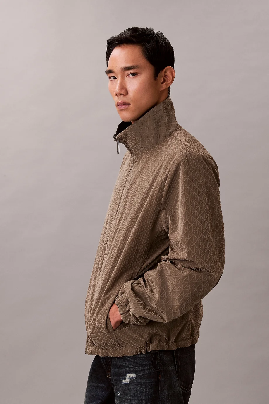 Calvin Klein Uzun Kollu Naylon Tamamı Baskılı Dolgusuz Çift Taraflı Erkek Gri Ceket LV14RE522G-PAY