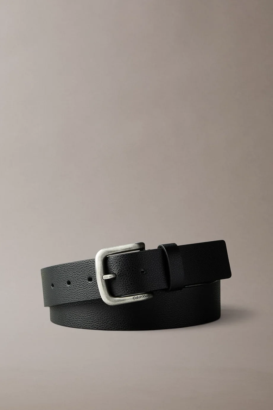 Calvin Klein Yuvarlak Tokalı Doku Deri 35 mm Erkek Siyah Kemer LV04D7044G-V8L