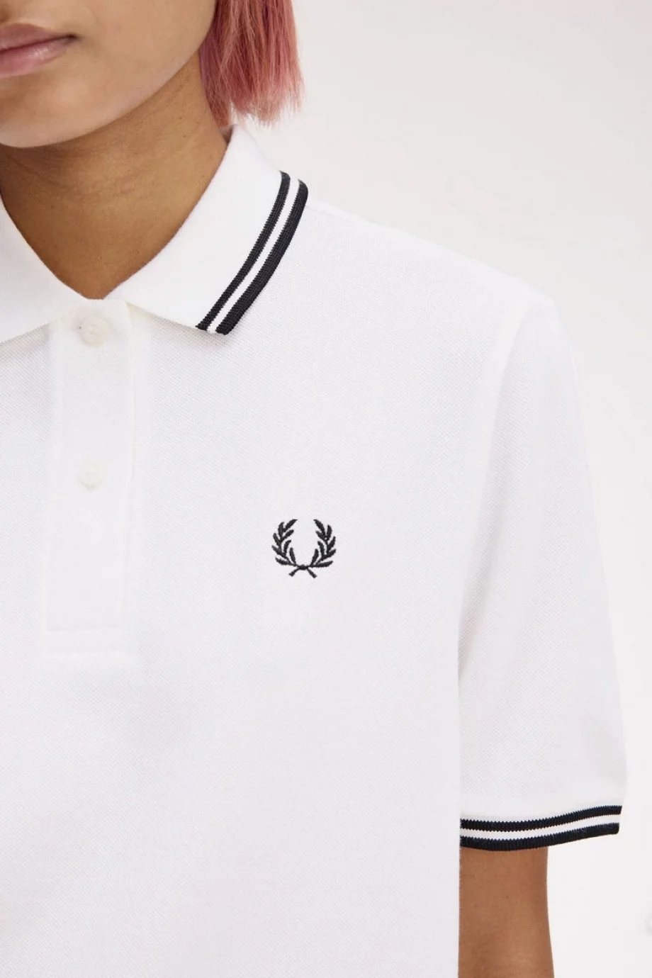Fred Perry TWIN TIPPED FRED PERRY SHIRT Kadın  T-shirt G3600-200
