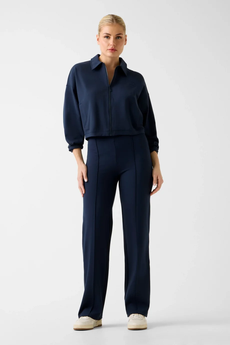 Guess Annie Kısa Tam Fermuarlı Kadın Lacivert Ceket V6RQ17KD822-G7F3