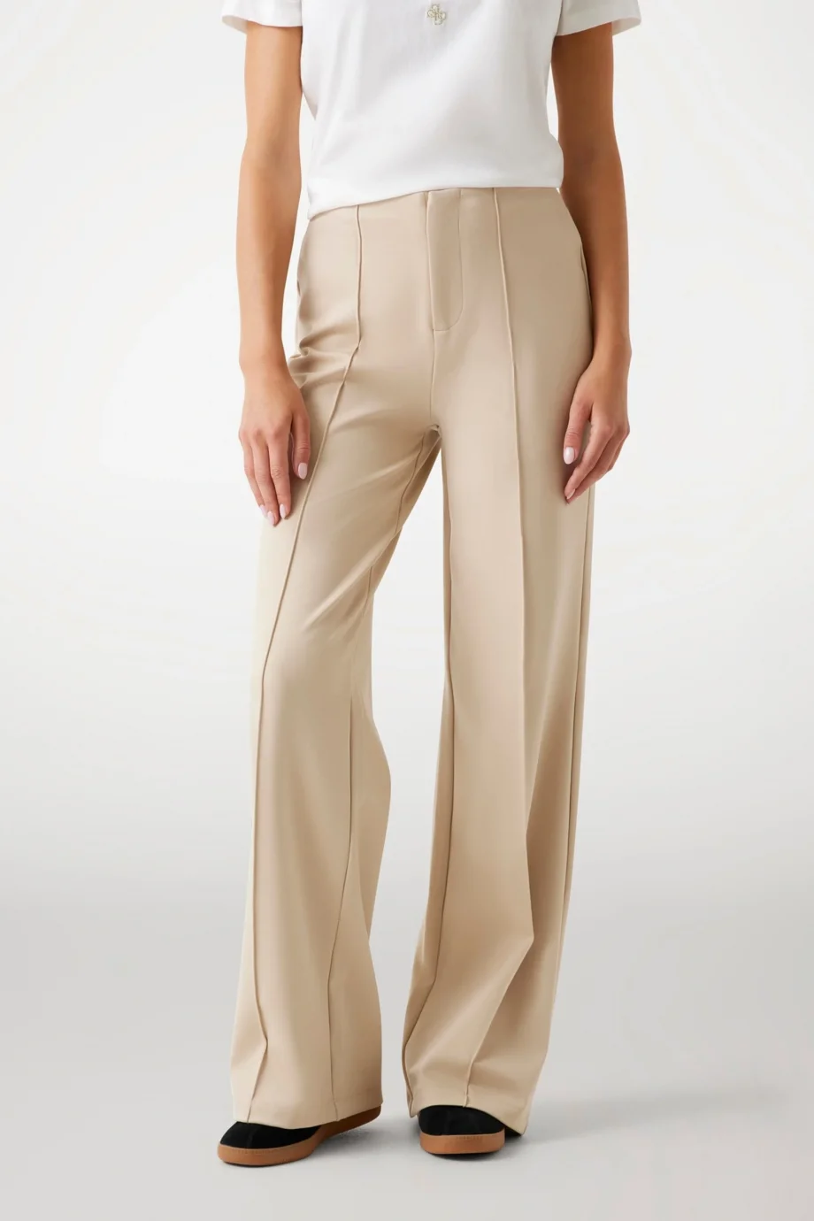 Guess Carla Kadın Kahverengi Aktif Flare Fit Eşofman Altı V5YB11KCX42-G1DR