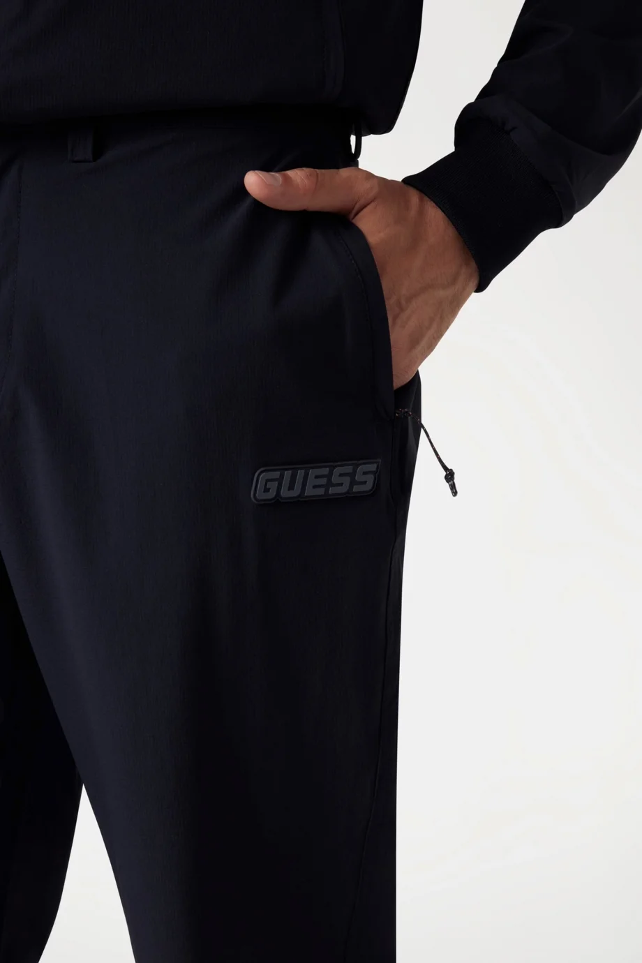 Guess Doro Erkek Siyah Aktif Regular Fit Eşofman Altı Z5YB07WH2H0-JBLK