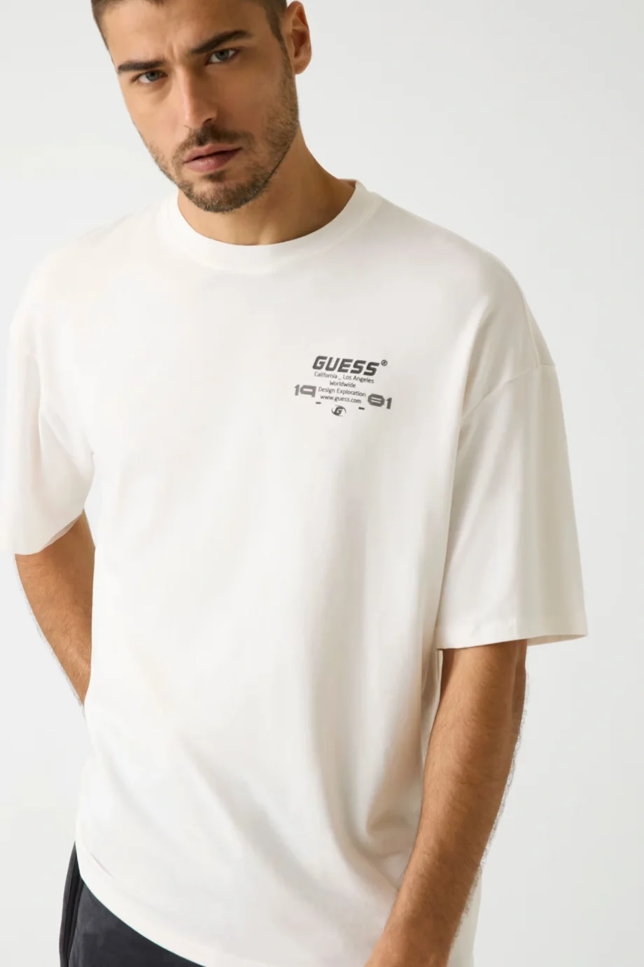 Guess Eldrin Erkek Beyaz Aktif Modal Karışımlı Oversize Fit T-Shirt Z5BI01JR06K-G018